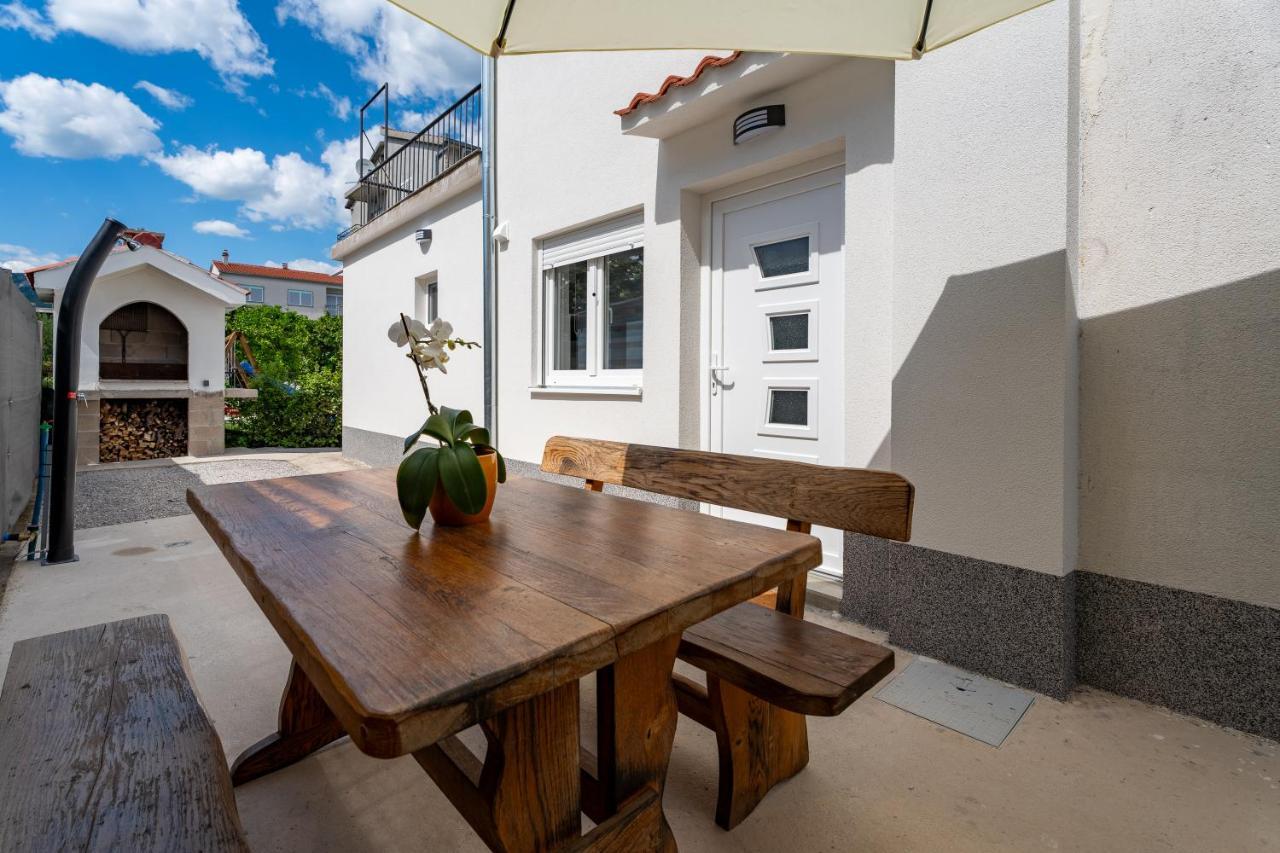 Ferienwohnung Josip Kaštela Exterior foto